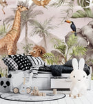 Papier Peint Animaux De La Foret dans une chambre d'enfant minimaliste en tons monochromes avec un grand lapin en peluche blanc et des jouets en bois Illustration d'une scène de jungle luxuriante avec un éléphant, une girafe, un lion, un toucan, un singe, un lézard et d'autres créatures de la jungle parmi un feuillage tropical détaillé, avec une jungle brumeuse et des montagnes au loin, réalisée dans un style aquarelle.